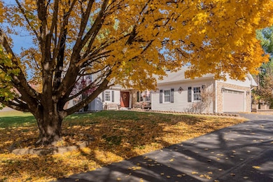 1217 Memorial Dr, Pulaski, VA 24301 - photo 2