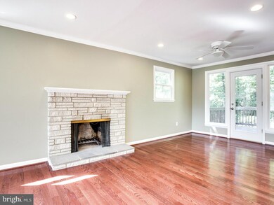 7909 Westwood Ct, Clinton, MD 20735 - photo 6