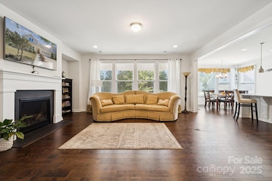 624 Daventry Ct, Clover, SC 29710 - photo 6