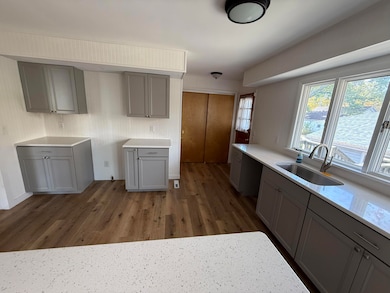 319 Hoyt St, Michigan City, IN 46360 - photo 3