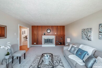 1202 Crescent Dr SW, Albany, OR 97321 - photo 2