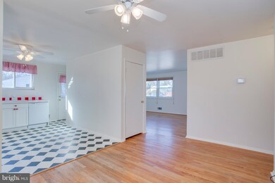 307 Highmeadow Rd, Reisterstown, MD 21136 - photo 7