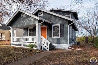 1306 NW Grove Ave, Topeka, KS 66606 - photo 3