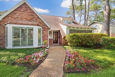 103 Plantation Rd, Houston, TX 77024 - photo 2