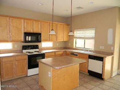 023-345527 Kitchen View 4