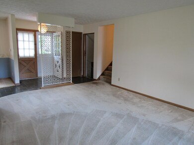 1405 Lonsdale Rd, Columbus, OH 43232 - photo 7