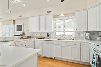 23 12th St W, Avalon, NJ 08202 - photo 2