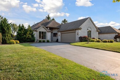  ONE OWNER CONDO WIH SPACIOUS TWO CAR GARAGE
