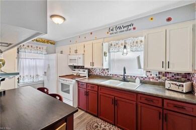 1259 Clarendon Ave SW, Canton, OH 44710 - photo 7