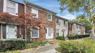2327 Hardesty Ct