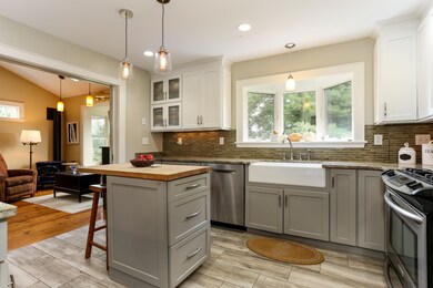 19 Fieldstone Way, Plymouth, MA 02360 - photo 5