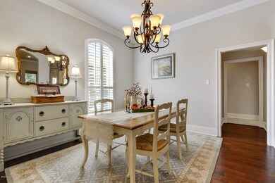 Formal Dining