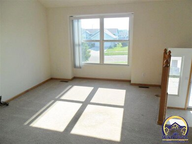 1731 SW Valley View Ct, Topeka, KS 66615 - photo 2
