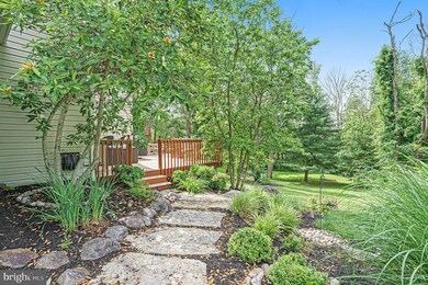 210 Christina Cir, Schwenksville, PA 19473 - photo 4