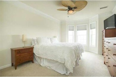 Wellington Crossing unit 5402, Waltham, MA 02452 - photo 4