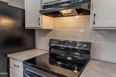 1205 N 3rd Street - MLS Size-14