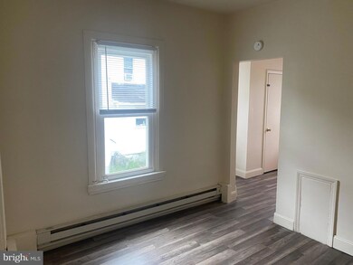 725 W Broad St unit 2, Quakertown, PA 18951 - photo 6