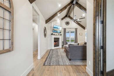 1091 Horizon Trace Dr, Azle, TX 76020 - photo 3