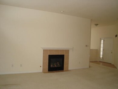 1377VillageCir 008