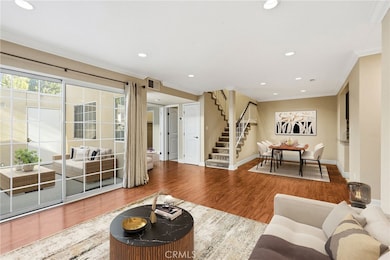 19208 Hamlin St unit 5, Reseda, CA 91335 - photo 3