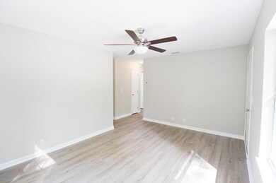 34 Deloriss Dr, Crawfordville, FL 32327 - photo 5