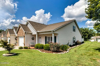 02_207 Willington Place_FrontRight