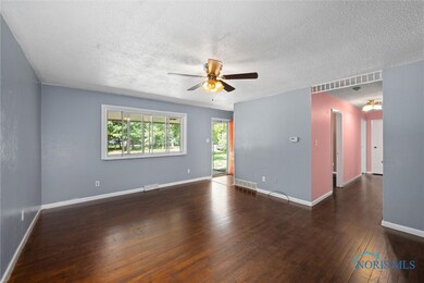 783 Nottingham Dr, Genoa, OH 43430 - photo 7