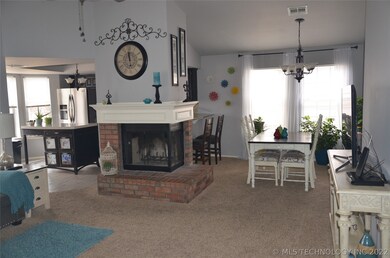 2701 S Narcissus Ave, Broken Arrow, OK 74012 - photo 6