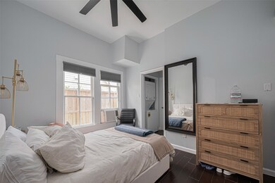 845 Columbia St unit B, Houston, TX 77007 - photo 6