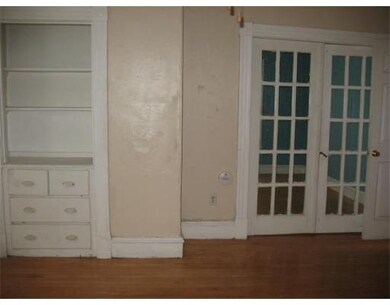 423 Chelmsford St, Lowell, MA 01851 - photo 3