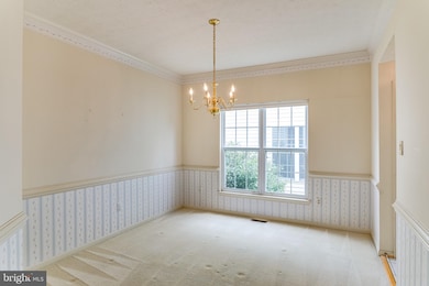 2419 Kemper Rd, Crofton, MD 21114 - photo 4