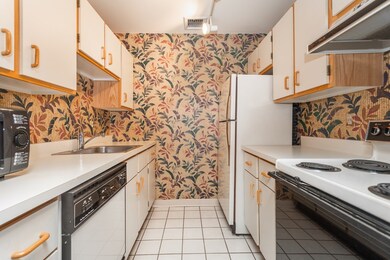 The Mariner Condominiums unit 213, Boston, MA 02109 - photo 3