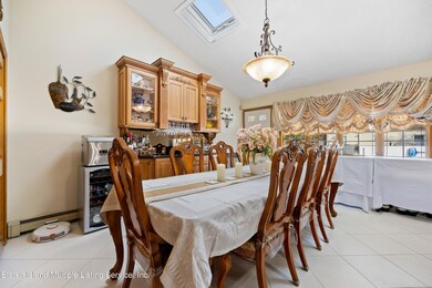 139 Atlantic Ave, Staten Island, NY 10304 - photo 5