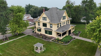 312 10th Ave N, Casselton, ND 58012 - photo 3