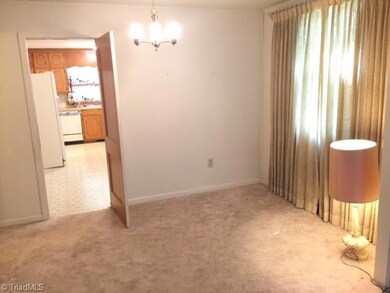 407 Gilmer Street Extension, Reidsville, NC 27320 - photo 3