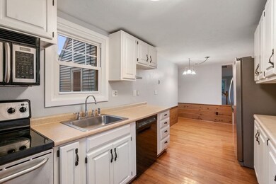 90 Greenwood St, Rockland, MA 02370 - photo 5