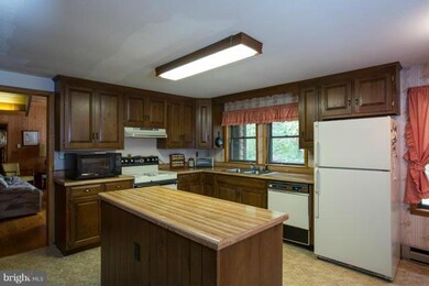 671 Arnold Rd, Petersburg, WV 26847 - photo 2