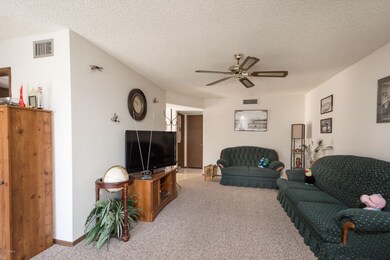 9810WTeakwoodDrSunCity-3