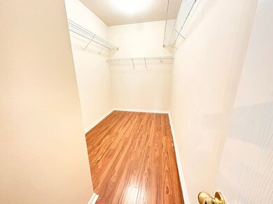 9026 Durham Manor Ln, Houston, TX 77075 - photo 3