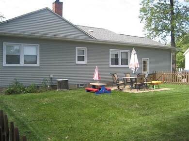 9861 Vineyard St, Bridgman, MI 49106 - photo 5