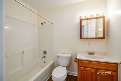 7 W 2nd St, the Plains, OH 45780 - photo 5