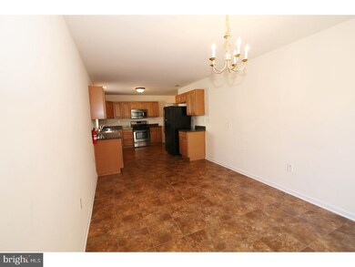 195 W Harmony Dr, Pottstown, PA 19464 - photo 5