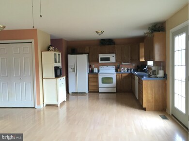 47 Bayer Rd, Hedgesville, WV 25427 - photo 7