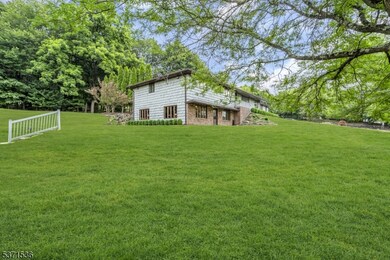 366 E Saddle River Rd, Upper Saddle River, NJ 07458 - photo 4