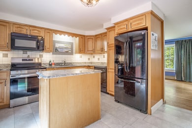 1 Chestnut Ave, Windham, ME 04062 - photo 5