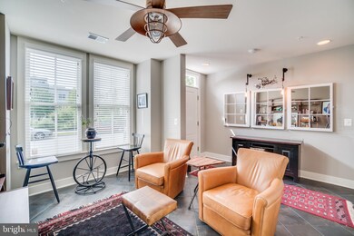 909 Montgomery St, Alexandria, VA 22314 - photo 5