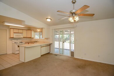 7 Dining Room