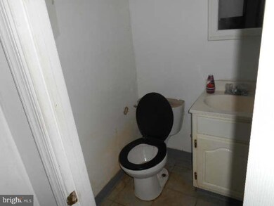 3463 Mayfield Ave, Baltimore, MD 21213 - photo 7