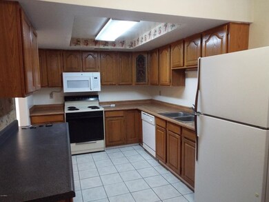 9410 N 53rd Ave, Glendale, AZ 85302 - photo 4