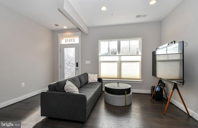 23012 Lavallette Square, Brambleton, VA 20148 - photo 4